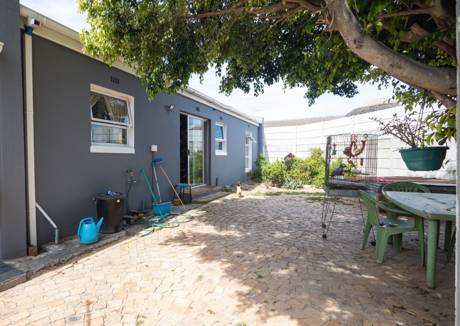 3 Bedroom Property for Sale in Table View Western Cape